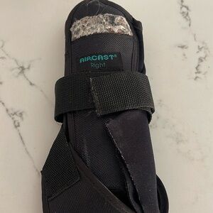 Aircast Brace size small right
